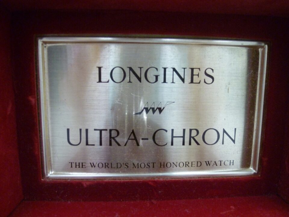 「動作不良でも腕時計にゼロ円はありません　沼津の金のクマ」今回はリューズ動作不良のロンジンです