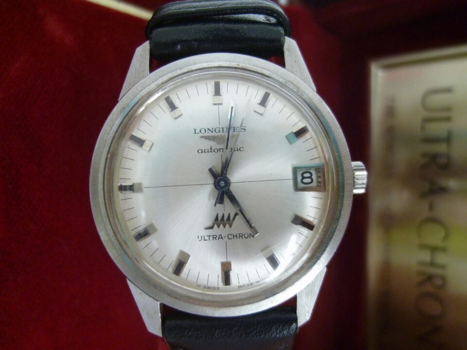 「動作不良でも腕時計にゼロ円はありません　沼津の金のクマ」今回はリューズ動作不良のロンジンです