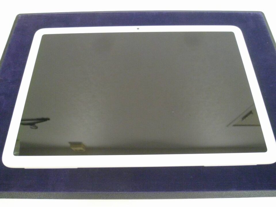「使わなくなったタブレットをお買い取り　沼津の金のクマ」タブレットやスマホの買い取りも大歓迎です