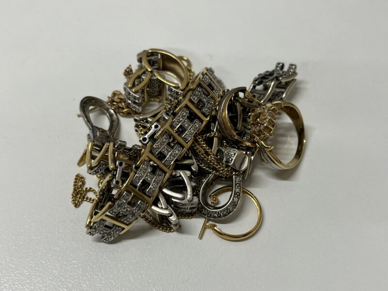 鹿児島市 金 の 買取実績多数!!】K18 アクセサリー を売るなら 金の