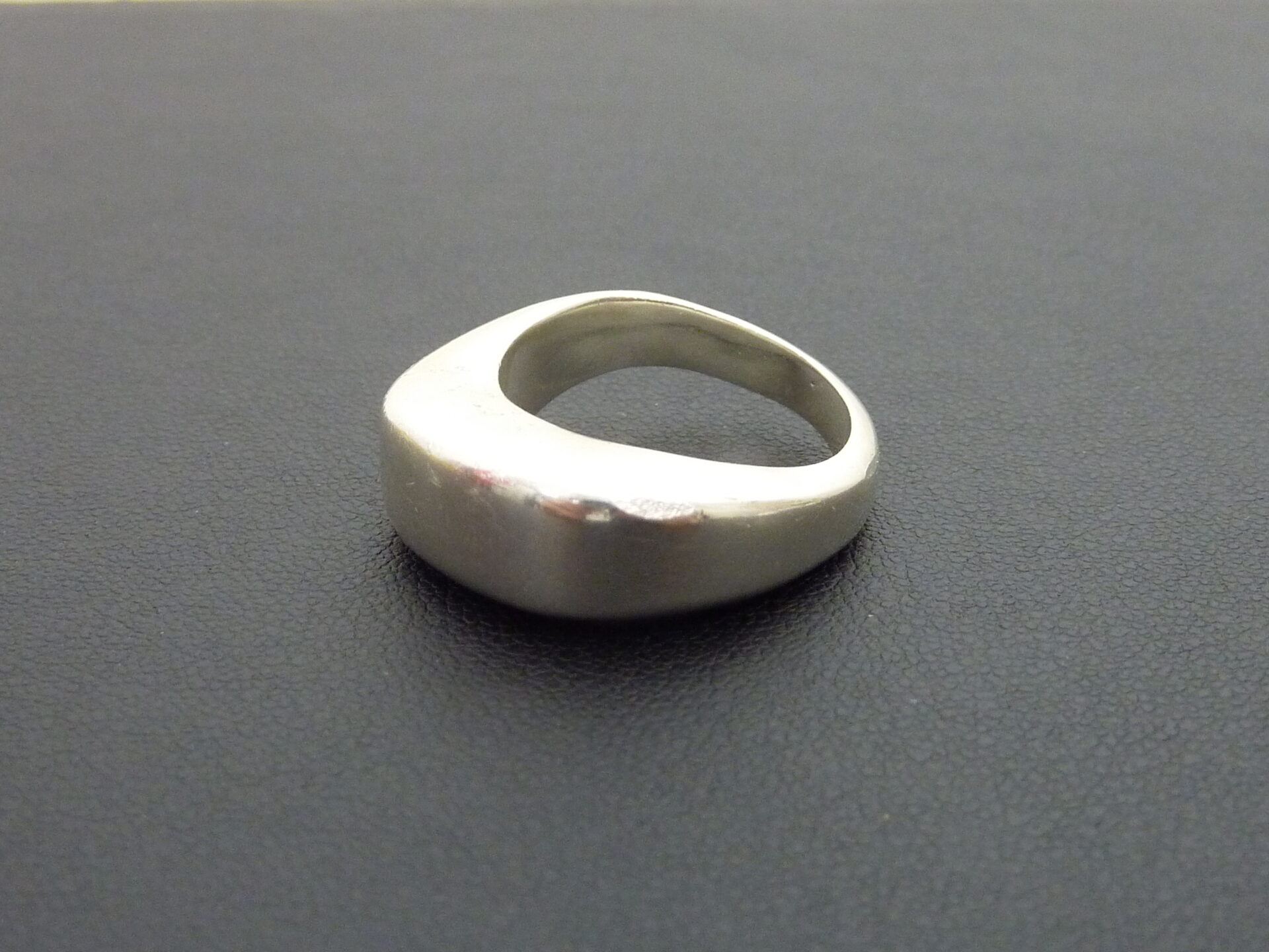 SILVER 925 リング シルバーアクセサリーの売却は東門前にある 金の 