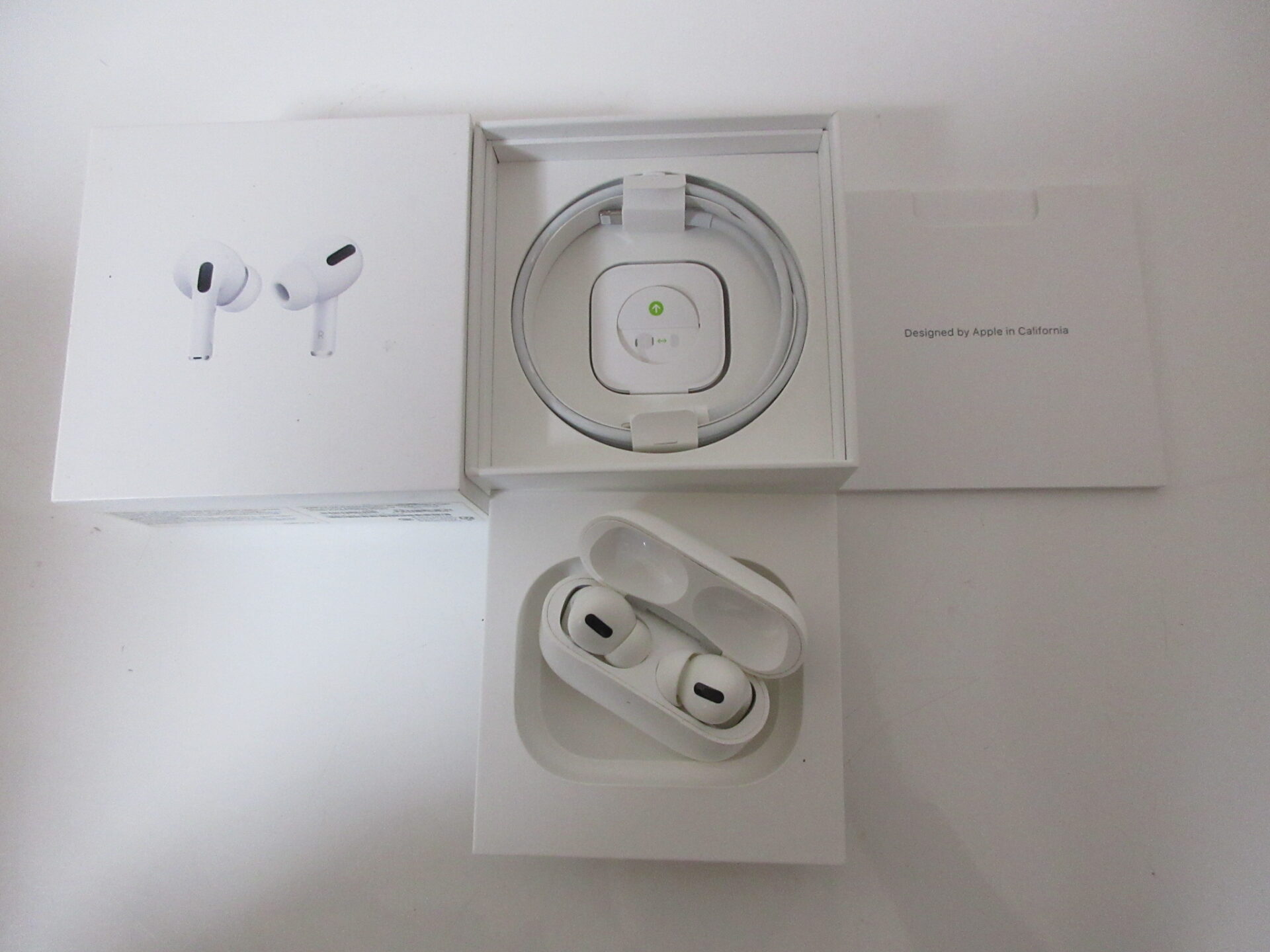 AirPods Pro Apple イヤホン の買取は金のクマ弘前店にお任せ