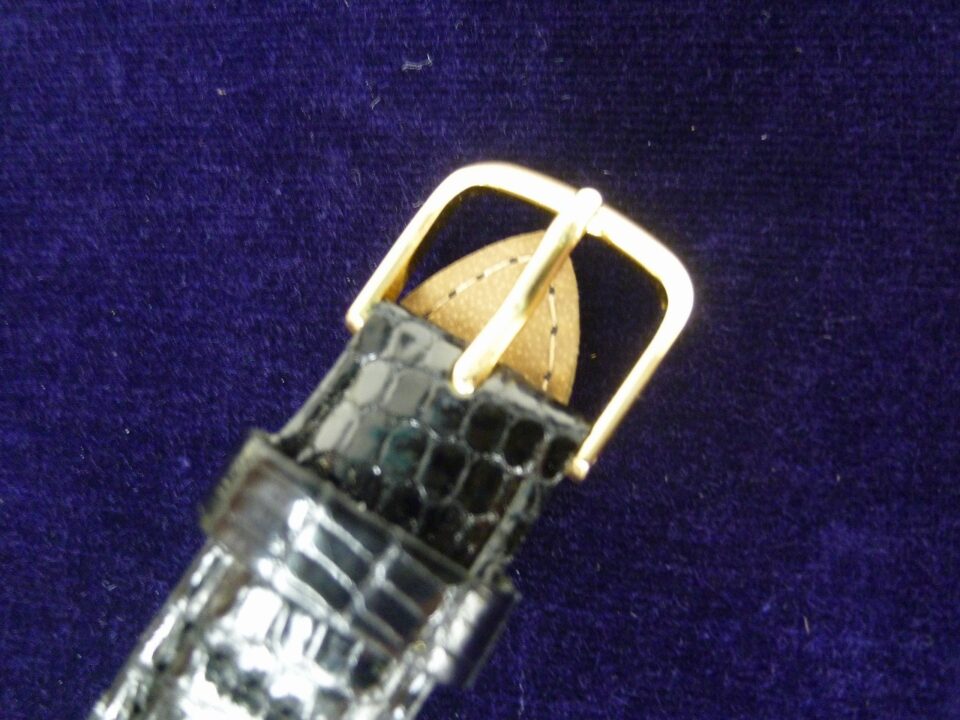 「時計の王様 ロレックスをお買い取り 沼津の金のクマ」ベルトは社外品でしたが問題ありません♪