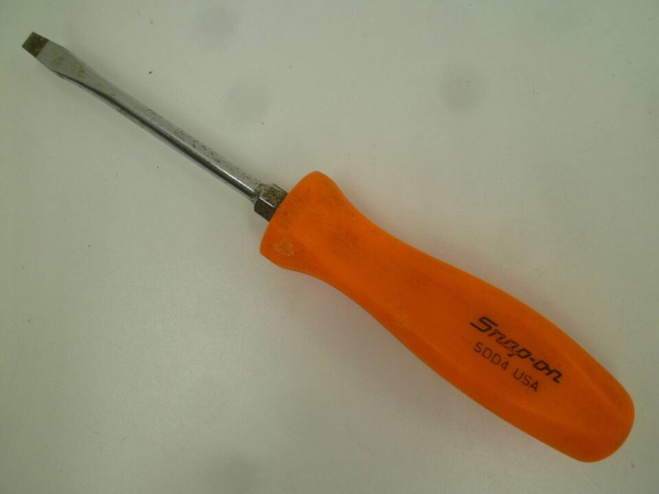 「スナップオンのドライバーをお買い取り　沼津の金のクマ」　電動工具ではない工具もお気軽にどうぞ♪