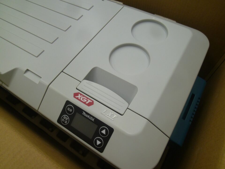 「マキタの充電式保冷温庫をお買い取り　沼津の金のクマ」アウトドアに大活躍できるやつです(^^♪