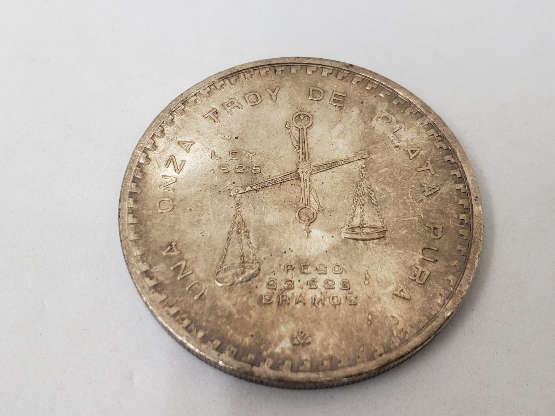 メキシコ 1オンザ銀貨 1979年 SV925お持ち頂きました 買取専門 金の